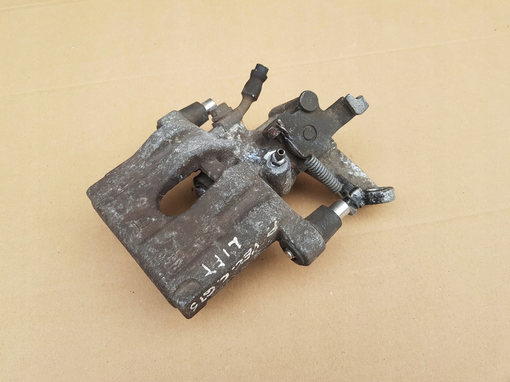 фото №1, Суппорт тормозной правый задняя / opel vectra c signum / проверенный - оригинал