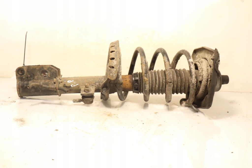 Купить Амортизационная стойка правый перед fiat scudo ii