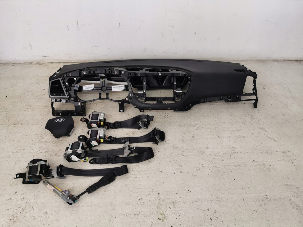 фото №1, Приборная панель консоль hyundai tucson 3