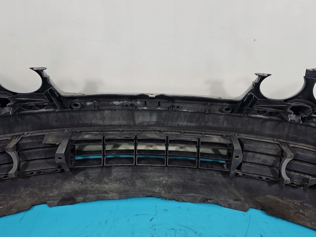 фото №13, Бампер перед vw polo iv 9n 01-05 серебристый la7w