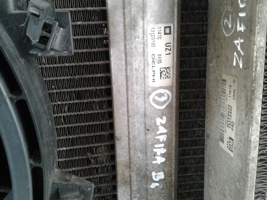 фото №7, Радіатор вентилятори комплект opel zafira 1,9 dti