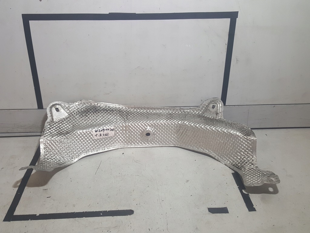 фото №1, Mercedes w207 защита тепловая a2076821171