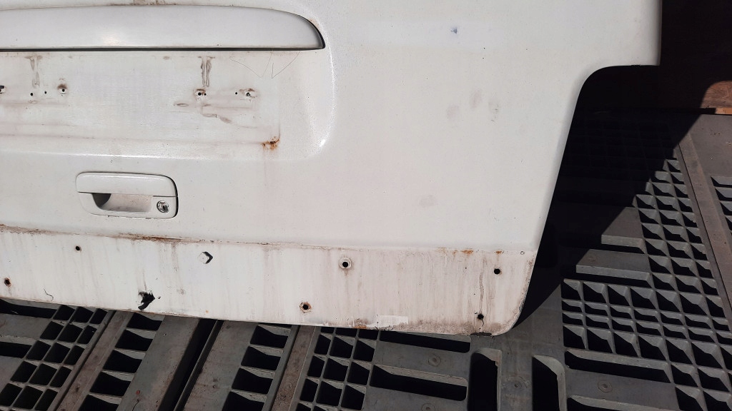 фото №5, Задняя крышка багажника багажника peugeot partner i 03r 1.9d ewpa