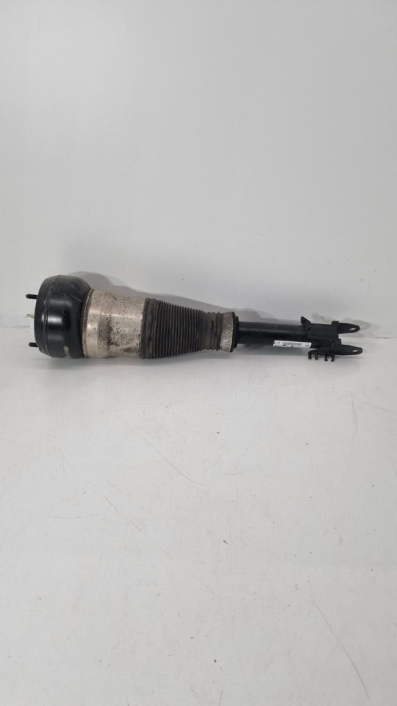 Амортизатор пневматический mercedes-benz klasa s 2018 с передний с левый b4lf1z в Украине