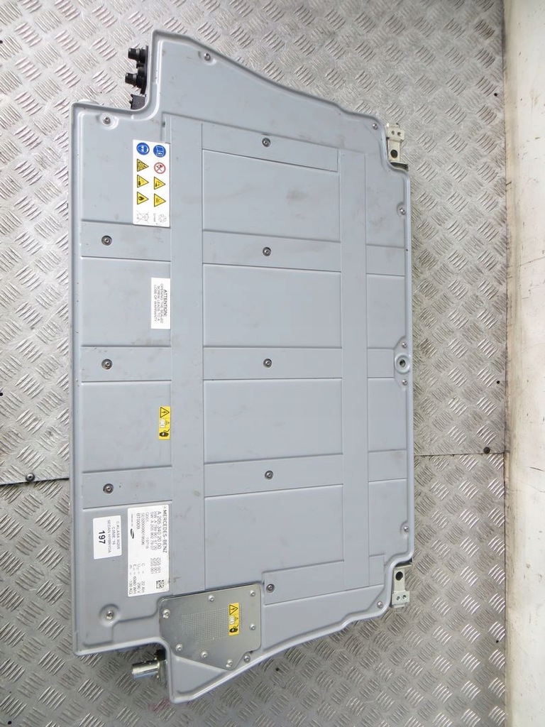 фото №8, Mercedes w205 c350e акумулятор акумулятор a2053402000 16-