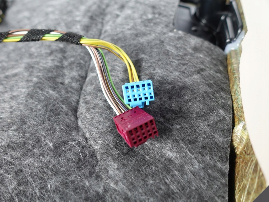 фото №10, Mercedes cls c218 x218 обивка обшивка правая задняя