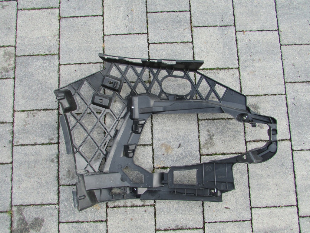 фото №2, Vw passat b8 r-line lift напрямна лівий 3g0807177g