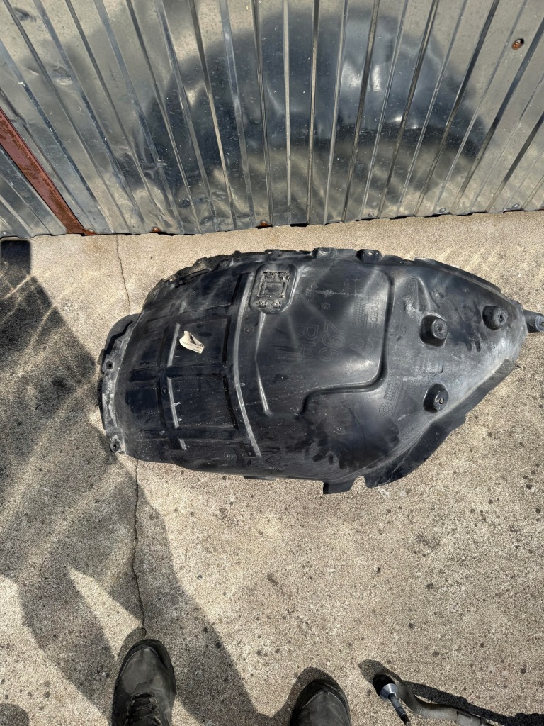 фото №1, Підкрилок правий перед mercedes eqe v295 amg a2956901802