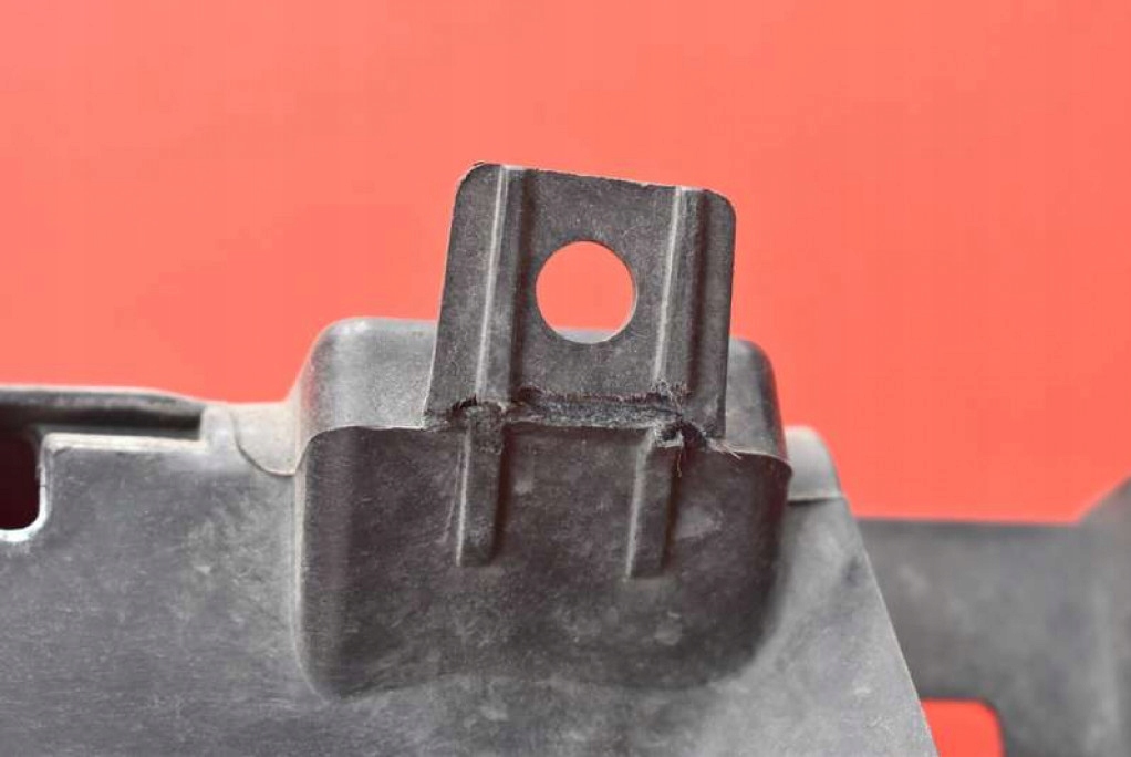 фото №16, Pas передний усилитель 9646174680 peugeot 1007 1.4 8v 75 km 05-09