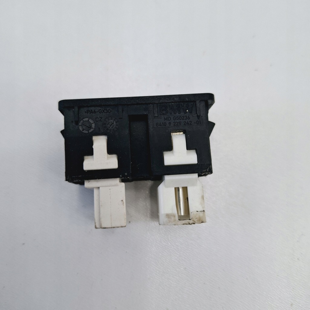 2015 mini cooper countryman r60 роз'єм aux 9229242 Ціна