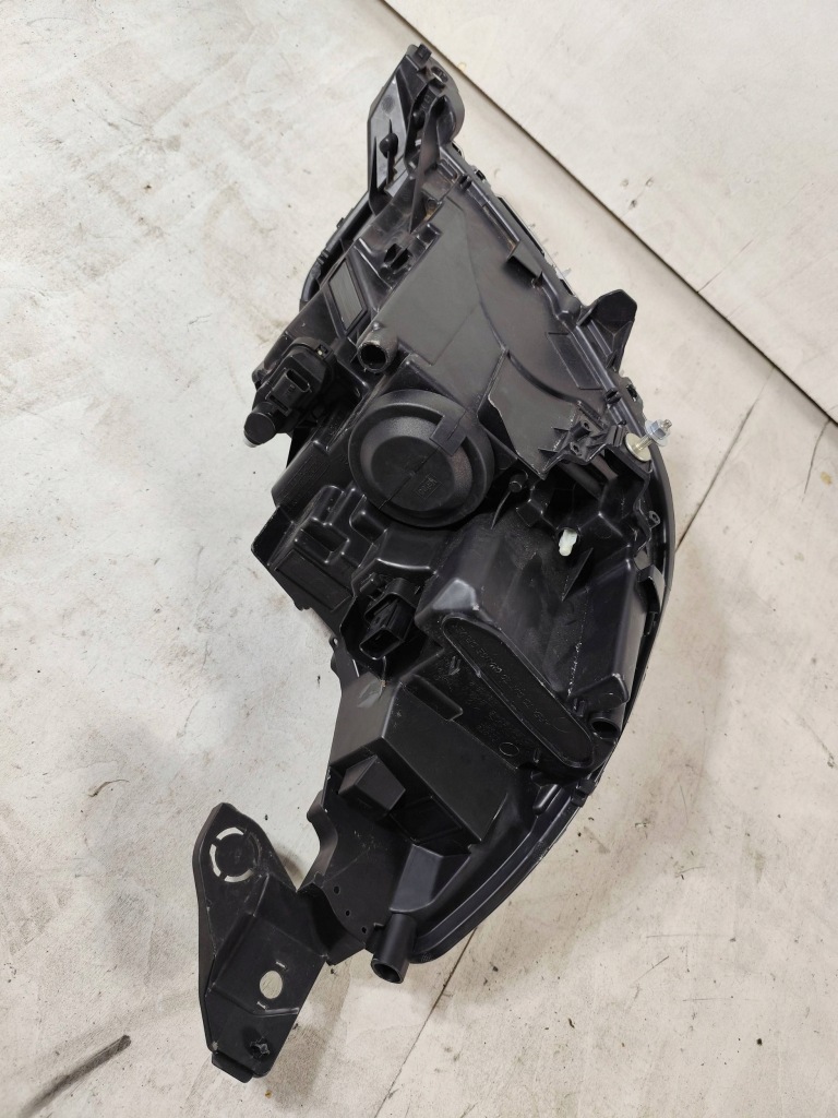 Peugeot 208 2 2008 2 19- lewylrwa фара eco led европа  хорошее состояние wlkp оригинал Киев