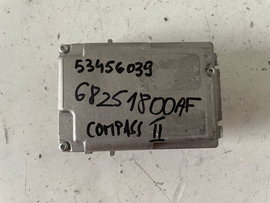 фото №1, Jeep compass камера асистент поперечина 68251800af