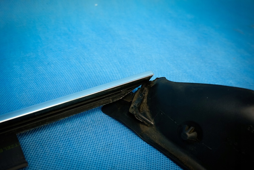 фото №6, Молдинг ущільнювач двері хром audi a8 s8 4h 4h0853283c 2zz