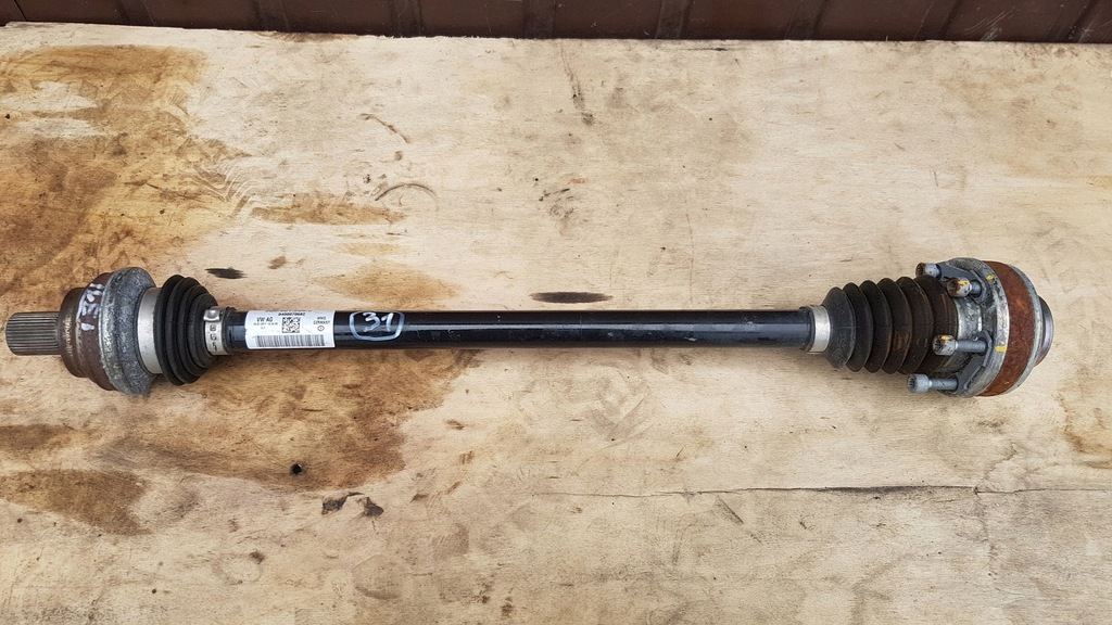 фото №1, Приводной вал правый задняя vw t-roc 5q0501204c