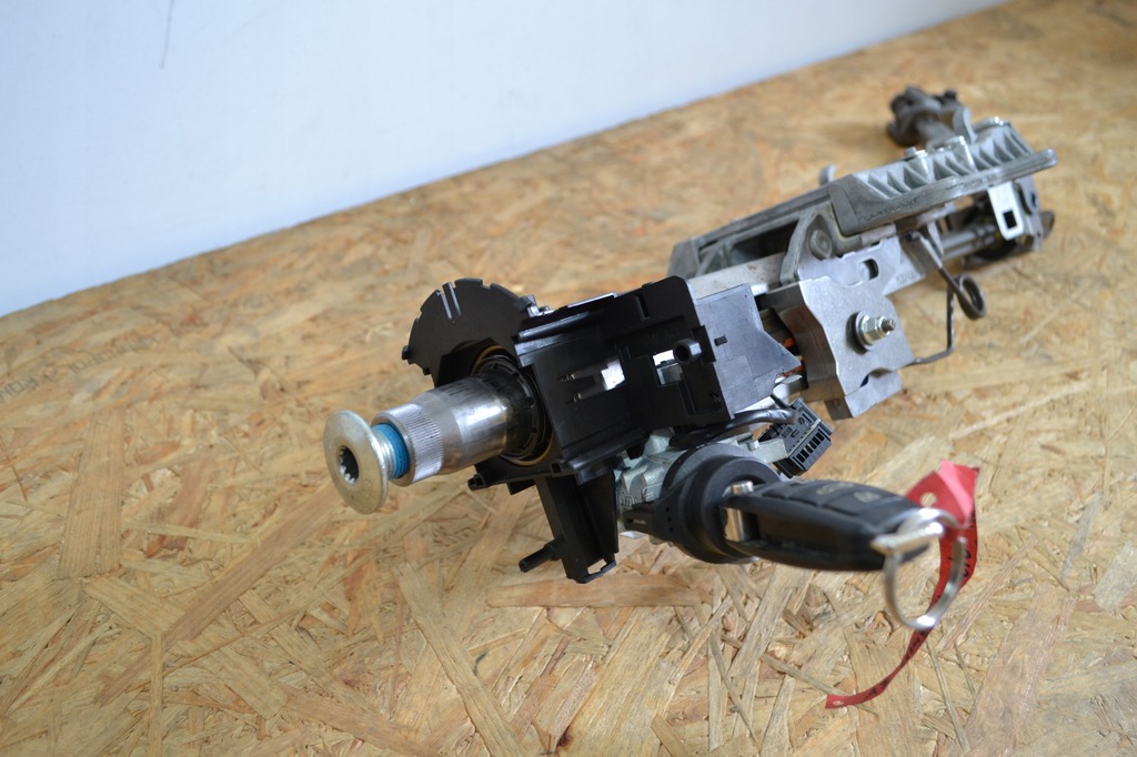 фото №5, Audi a3 8p колонка рулевая замок зажигания ключ