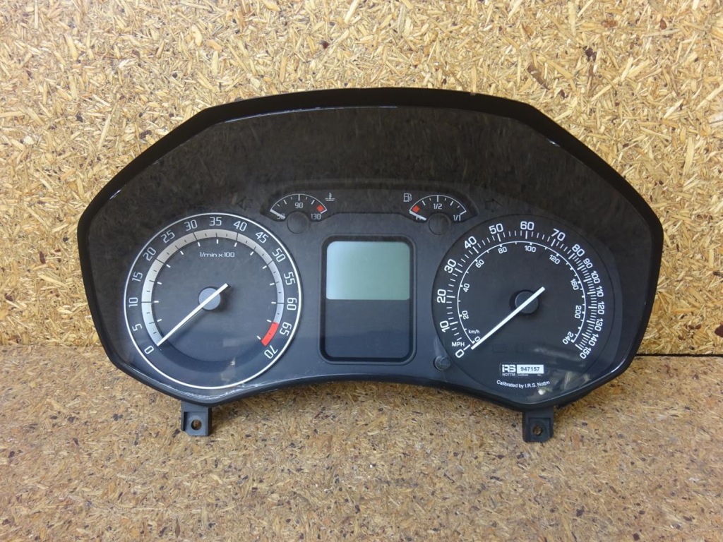 фото №1, Skoda octavia ii 2.0 tfsi лічильник прилади 1z0920910c