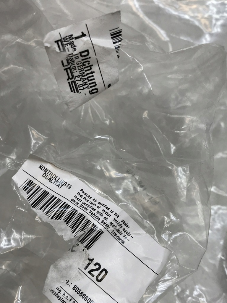 фото №7, Porsche panamera 971 правая прокладка лампы 971941120