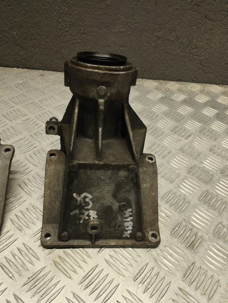 фото №7, Bmw x3 e83 кронштейн кронштейн 3448546