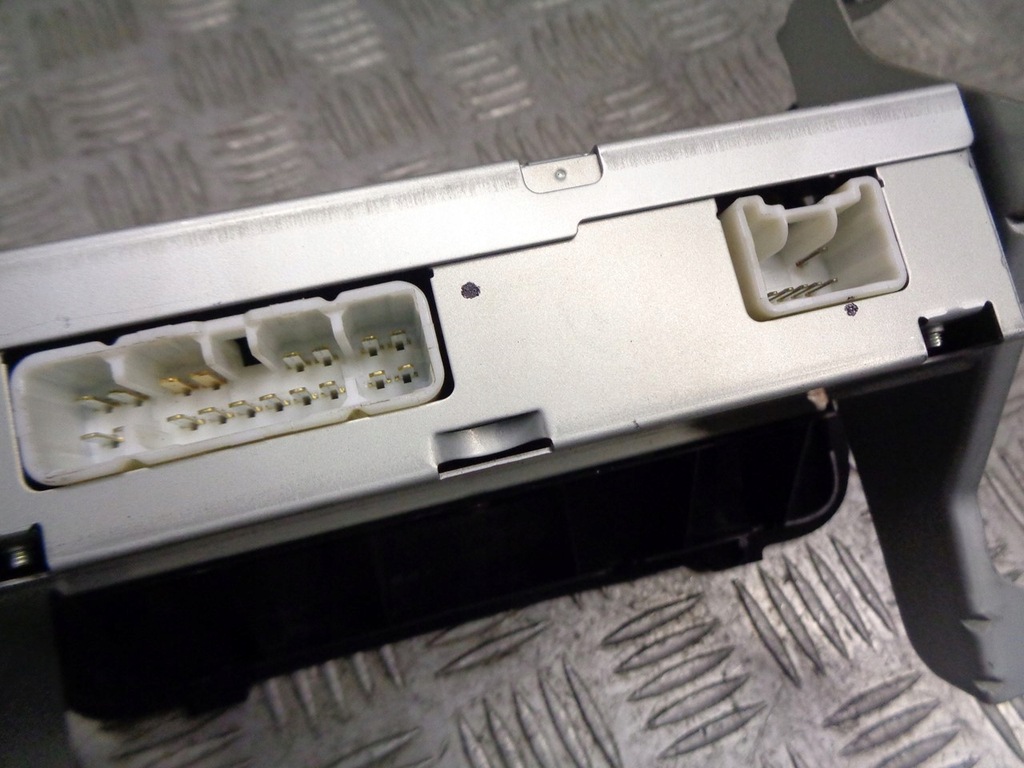 фото №3, Дисплей радіо toyota yaris verso 1.4 d4d