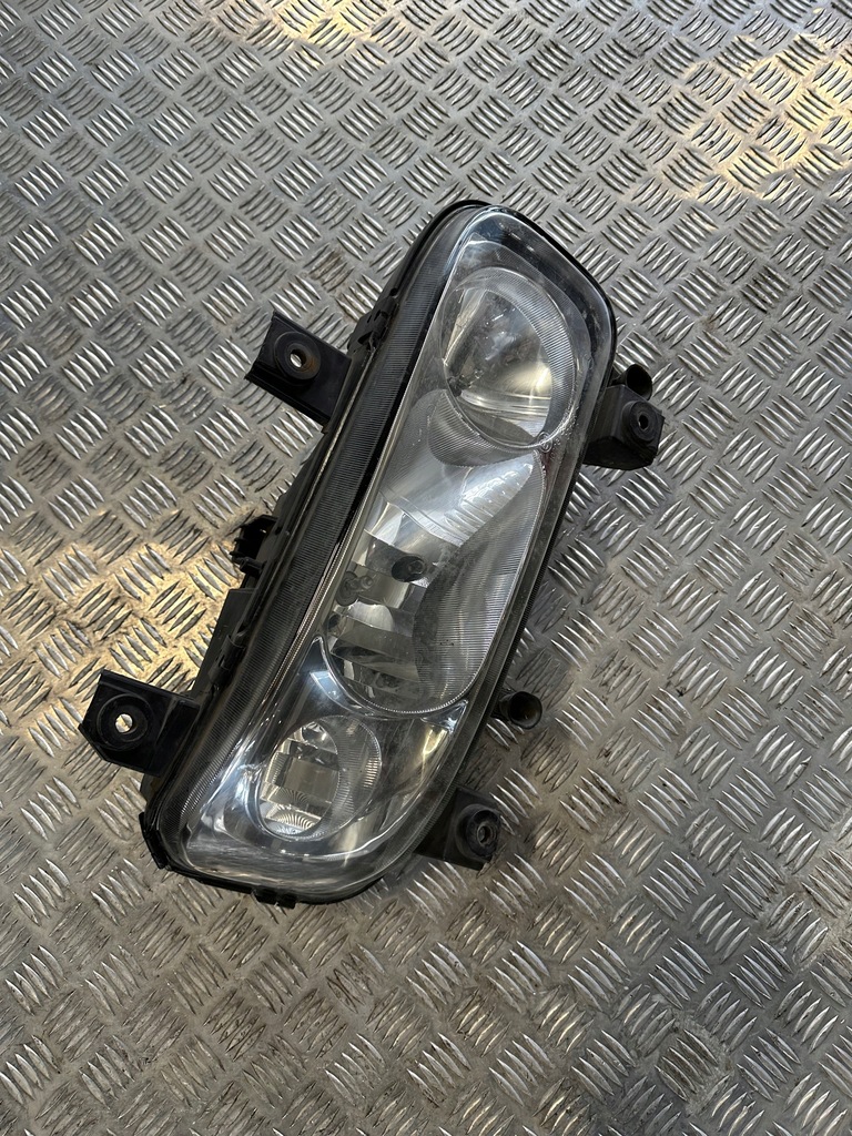 фото №1, Лампа фара правый mercedes atego a9738202361