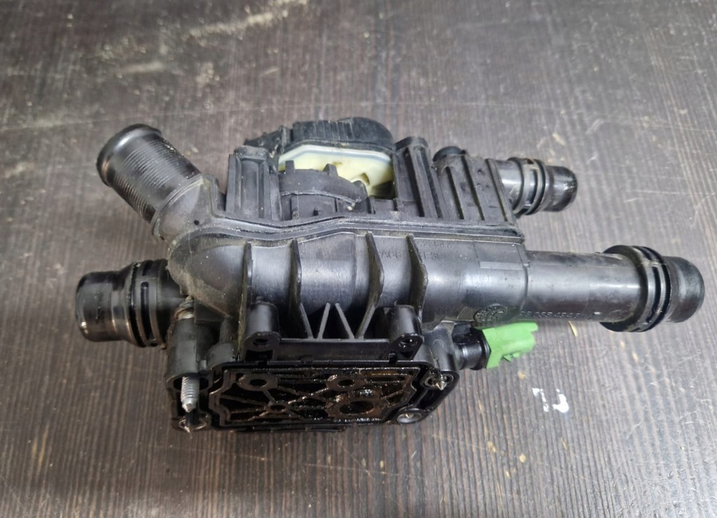 фото №1, Citroen c3 iii корпус термостата 9803549480