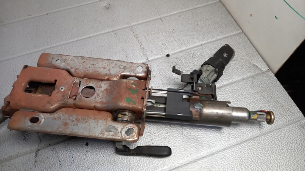 фото №5, Колонка кермова peugeot 407 2.0hdi 06r