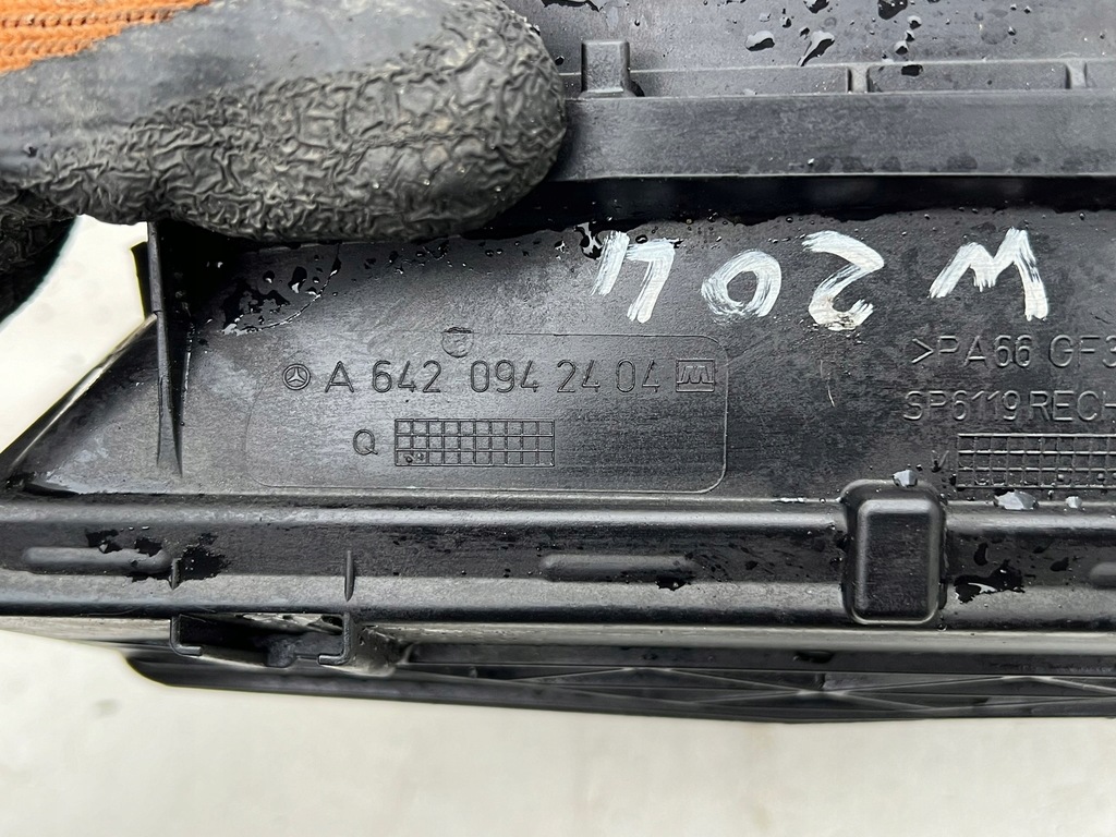 фото №6, Корпус фильтра воздуха mercedes w204 a6420942404