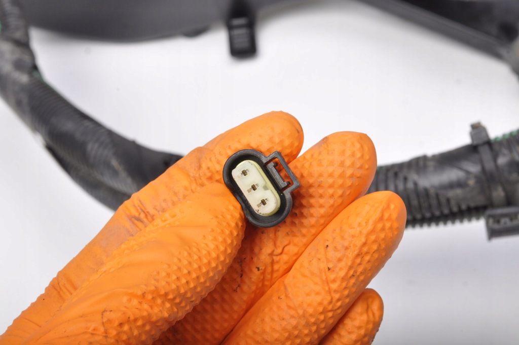 фото №6, Volvo s60 iii v60 кабель шланг плюсовой 31473590