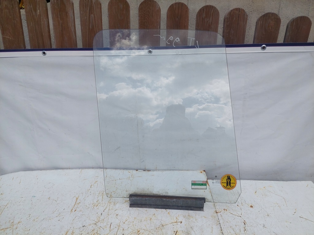 фото №1, Vw lt 96-06 стекло дверь правое перед пассажир