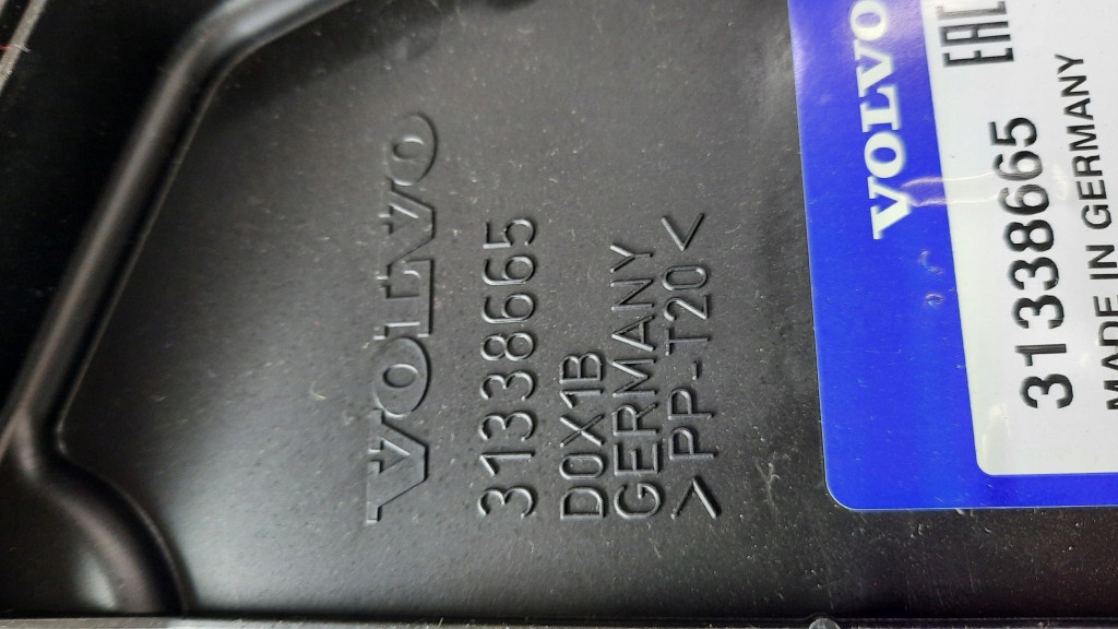 фото №6, Корпус компьютер volvo v40 v40 cc 2.0 d2 d3 12-18r nowa