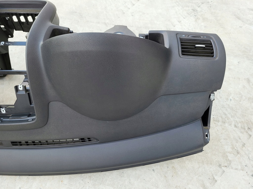 фото №8, Vw golf v 5 jetta iii 07r приборная панель консоль приборная панель приборная air bag подушка