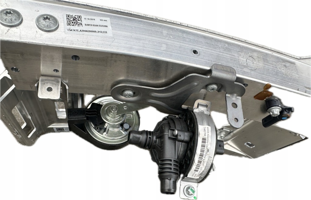 Панель  перед передний кронштейн  помпа mercedes c w206 оригинал кронштейн крепления Цена