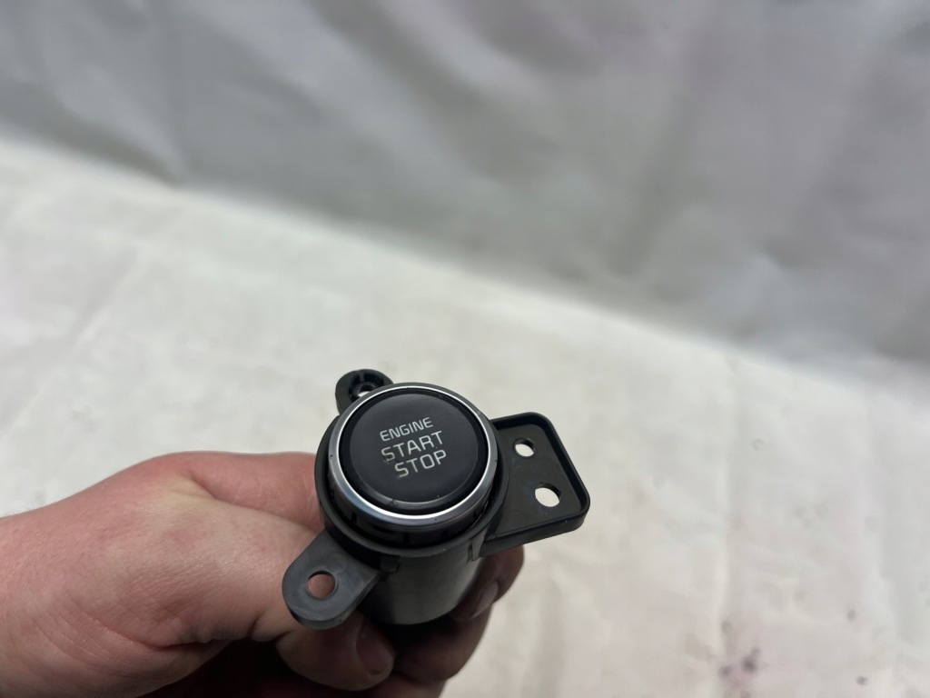 фото №2, Kia sportage v 21- кнопка запуск стоп europa