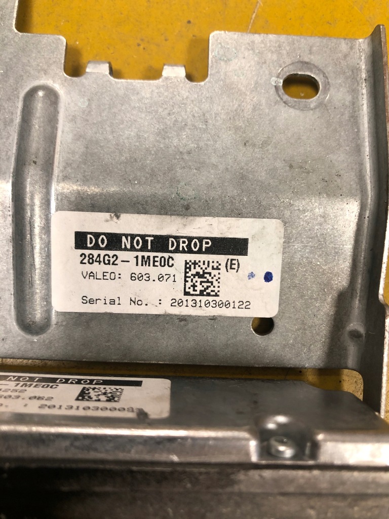 фото №8, Камера перед ассистент поперечина infiniti q70 m35h