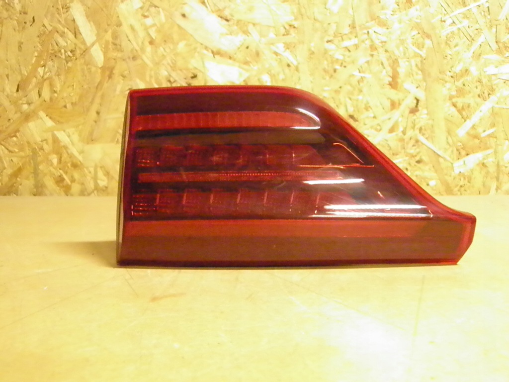 фото №1, Лампа крышка багажника задняя led kia sportage iv lift 92406-f1601