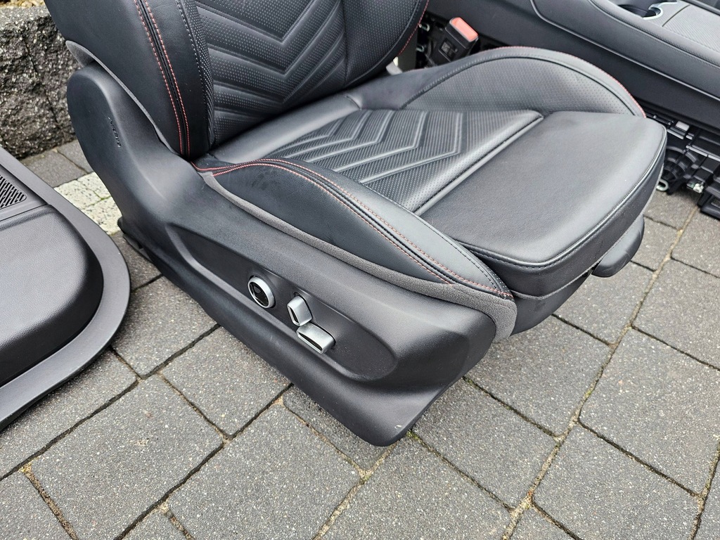 фото №8, Maserati grecale середина сидіння заднє сидіння сидіння обшивки