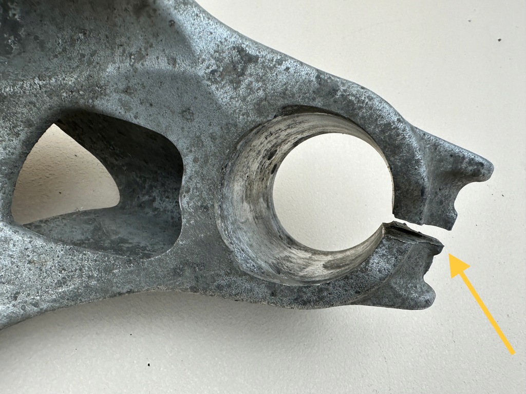 фото №13, Vw passat b6 cc 05-10r поворотний кулак правий перед передній 3c0407258g