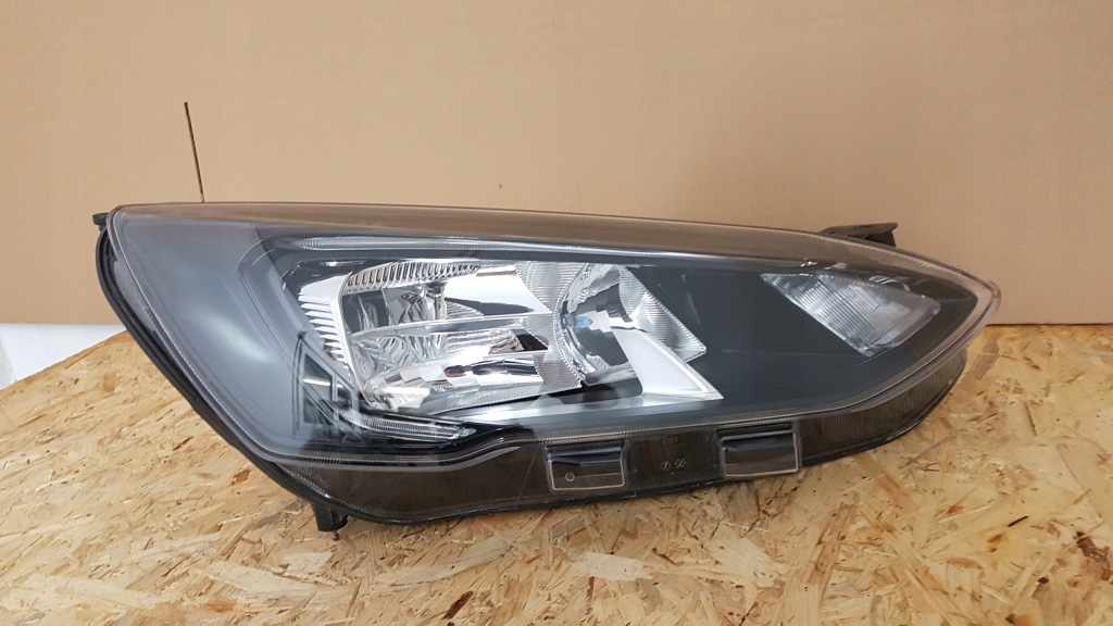 Фара перед правый  ford focus mk4 led 18- Недорого