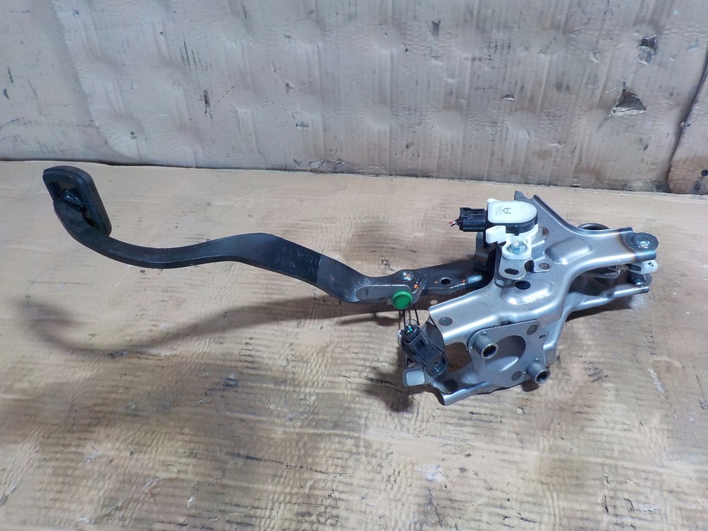 фото №4, Avensis iii педаль гальма