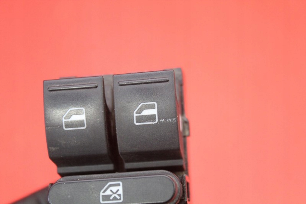 фото №8, Панель керування вікон eu 1k4959857a vw golf 5 v plus 03-09