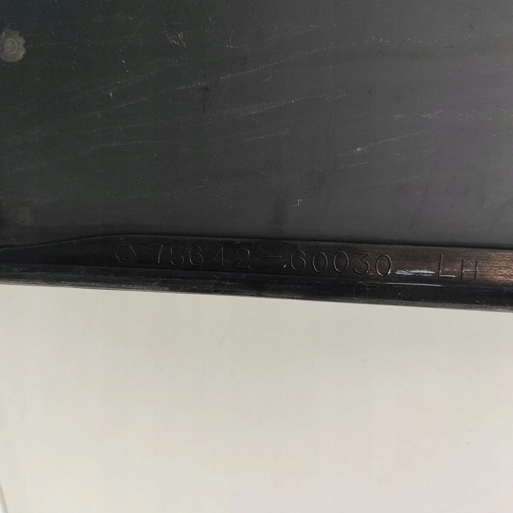 фото №6, Toyota land cruiser bj70 2005 левая сторона стекло кузовная задняя