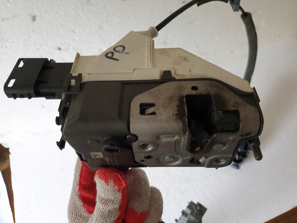 фото №1, Замок дверь правый перед peugeot partner ii 6p 10r