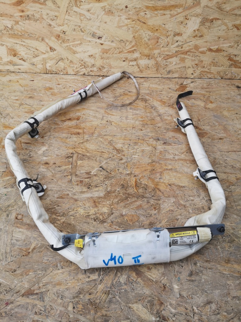 фото №1, Volvo v40 ii шторка безопасности правая 31291327