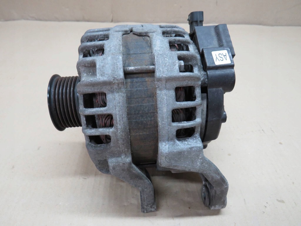 Купити Opel insignia b 2017 2.0 cdti b20dth генератор 39047352