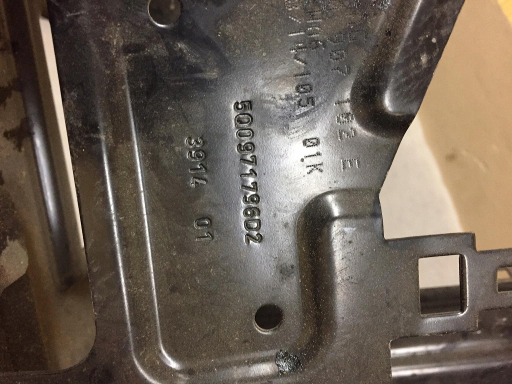 фото №6, Vw passat b8 gte кронштейн кронштейн 5q0971796