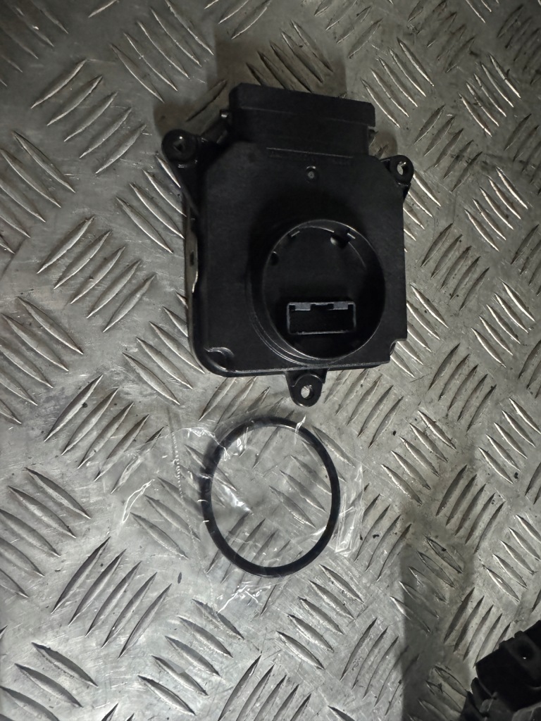 Купити Lexus is блок запалювання лампи 8101653020 права ліва lexus