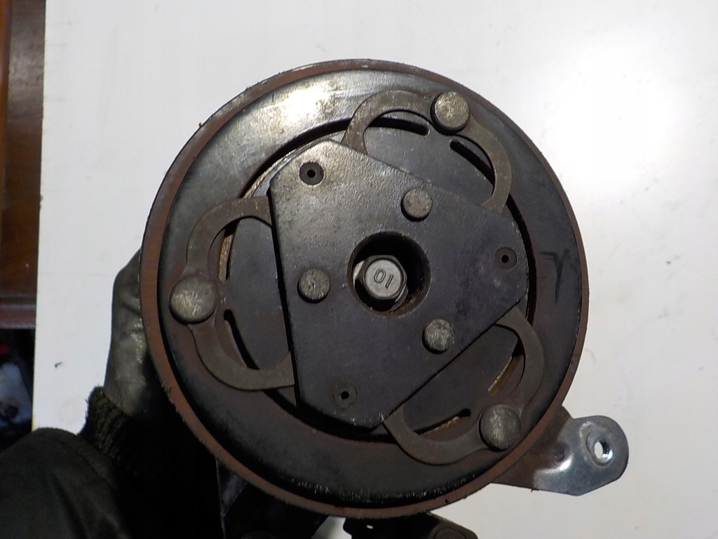 фото №6, Subaru forester iii 10r 2.0d 147km ee20z компрессор кондиционера 73111sc001