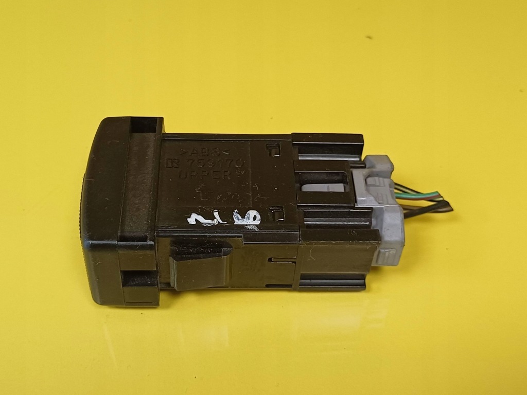 фото №2, Заглушка кнопка переключателя mazda 6 759170 nr664