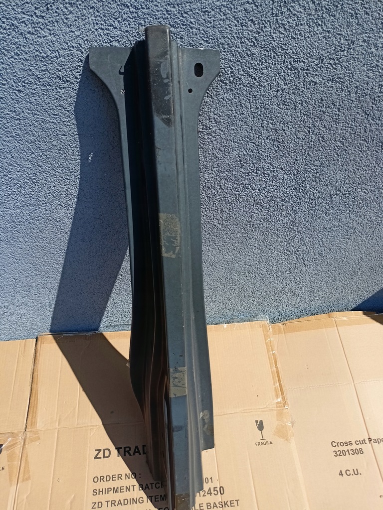 фото №1, Обшивка правого стойка góra jeep wrangler jl 2018+ 68302718ab