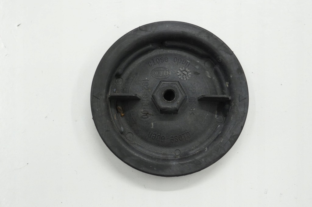 Купить Audi a6 c7 lift 15r крышка заглушка лампы перед 192913-00